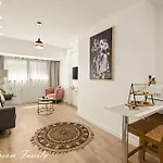 Lazuli Hermes شقة
