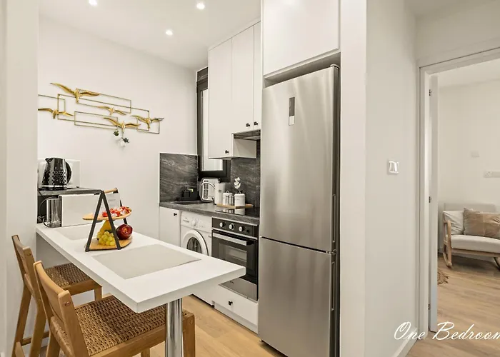 Lazuli Hermes Lägenhet