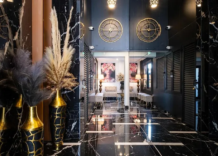 Lazuli Hermes Apartament *