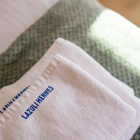 Lazuli Hermes Lejlighed